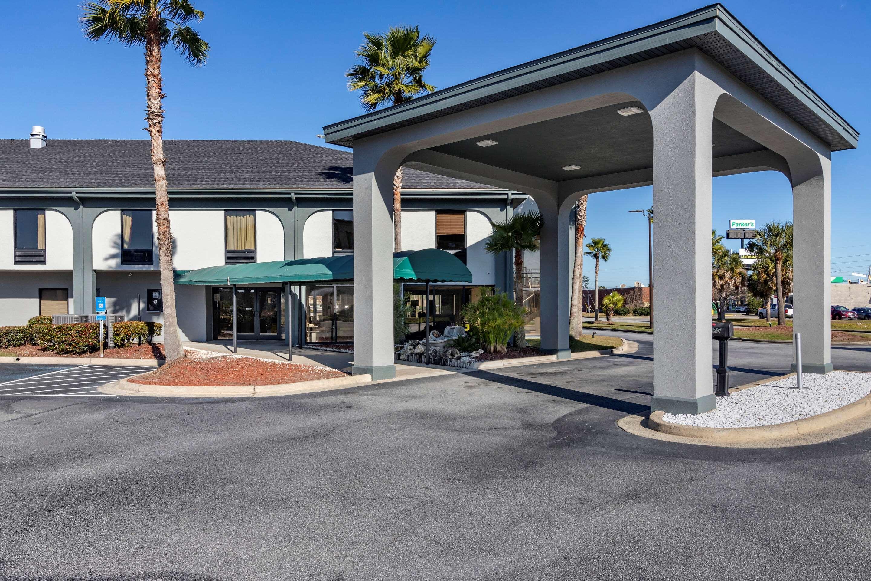 Quality Inn Brunswick Exterior photo